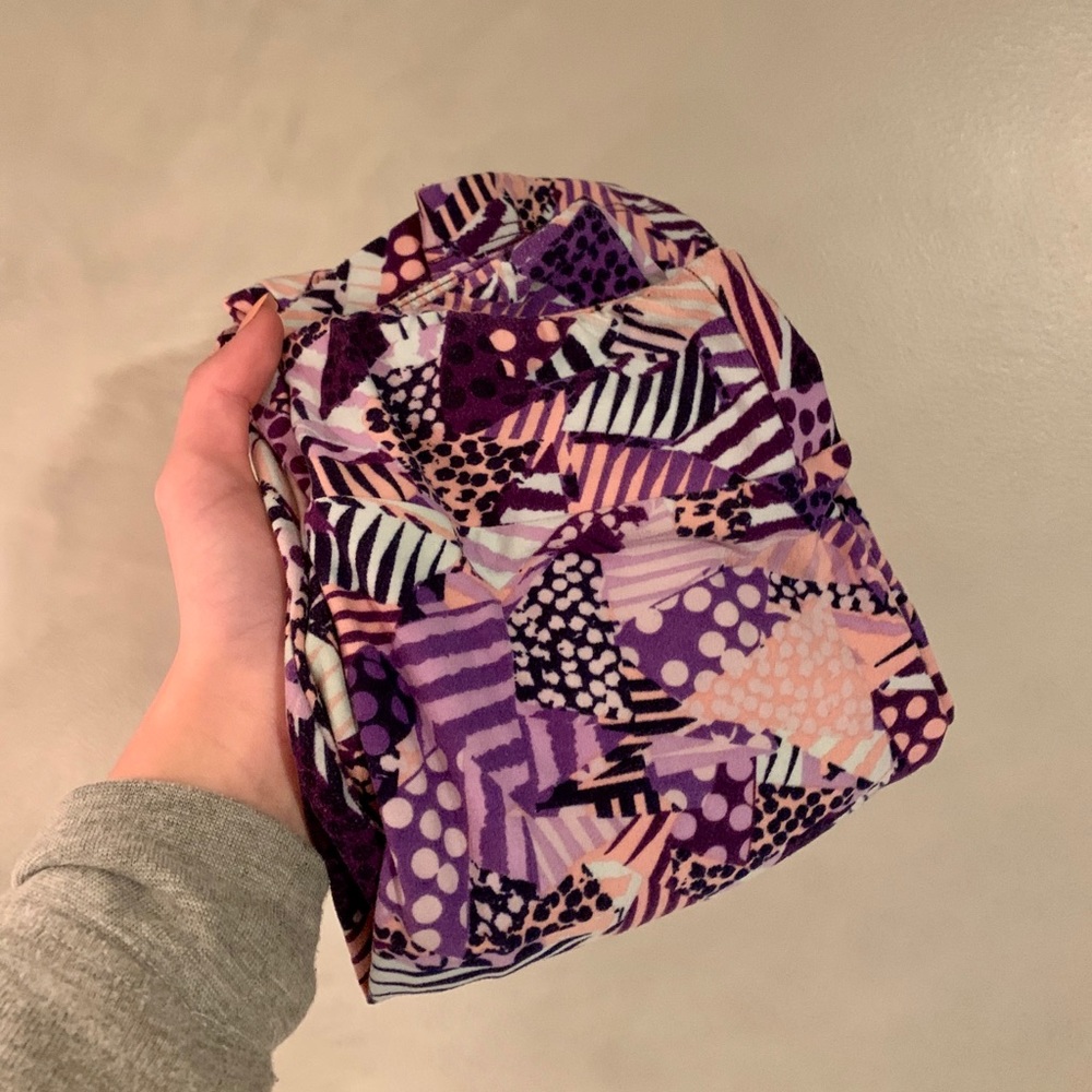Tween Lula Roe leggings